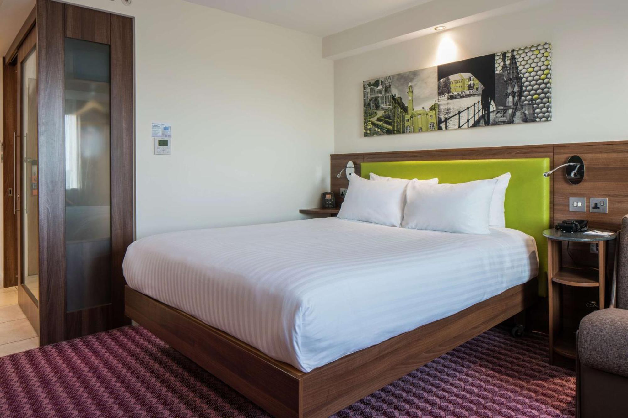 Hampton By Hilton Birmingham Broad Street Hotel Exterior photo